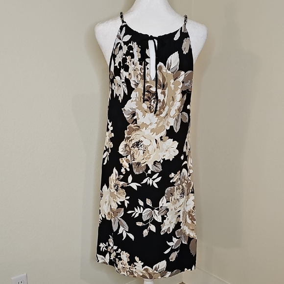 White House Black Market Floral Metallic Hardware Straps Sleeveless Medium - Picture 6 of 10